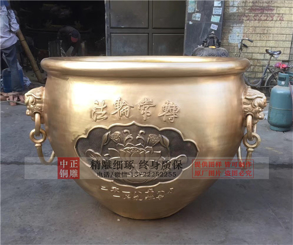生产铸铜缸.jpg